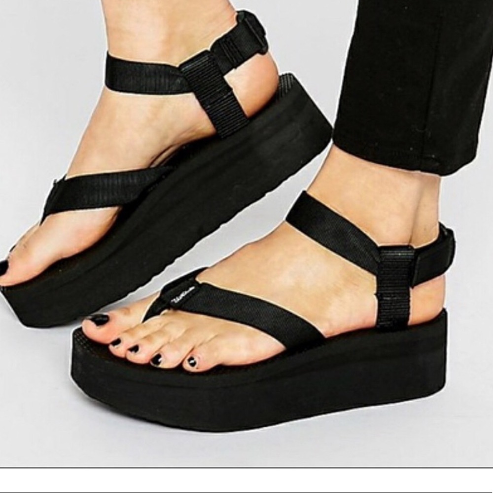 ISOI am LOOKING FOR THESE.